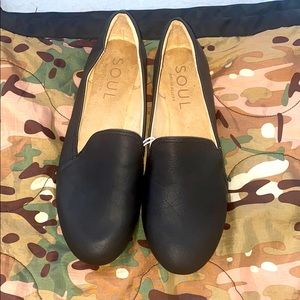Black dress shoes for women